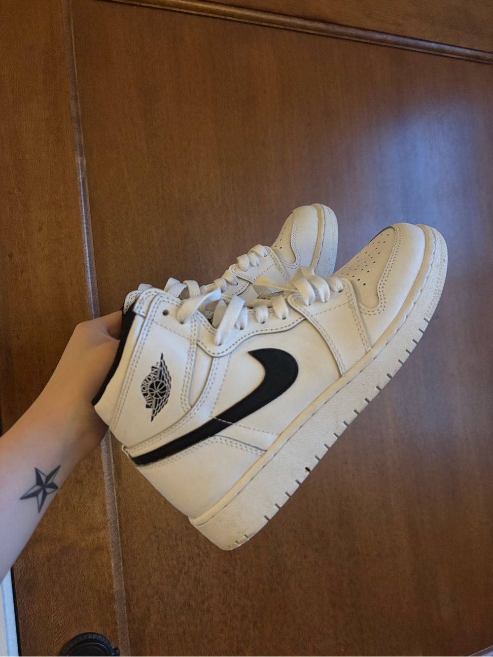 Nike Air Jordan 1 Mid